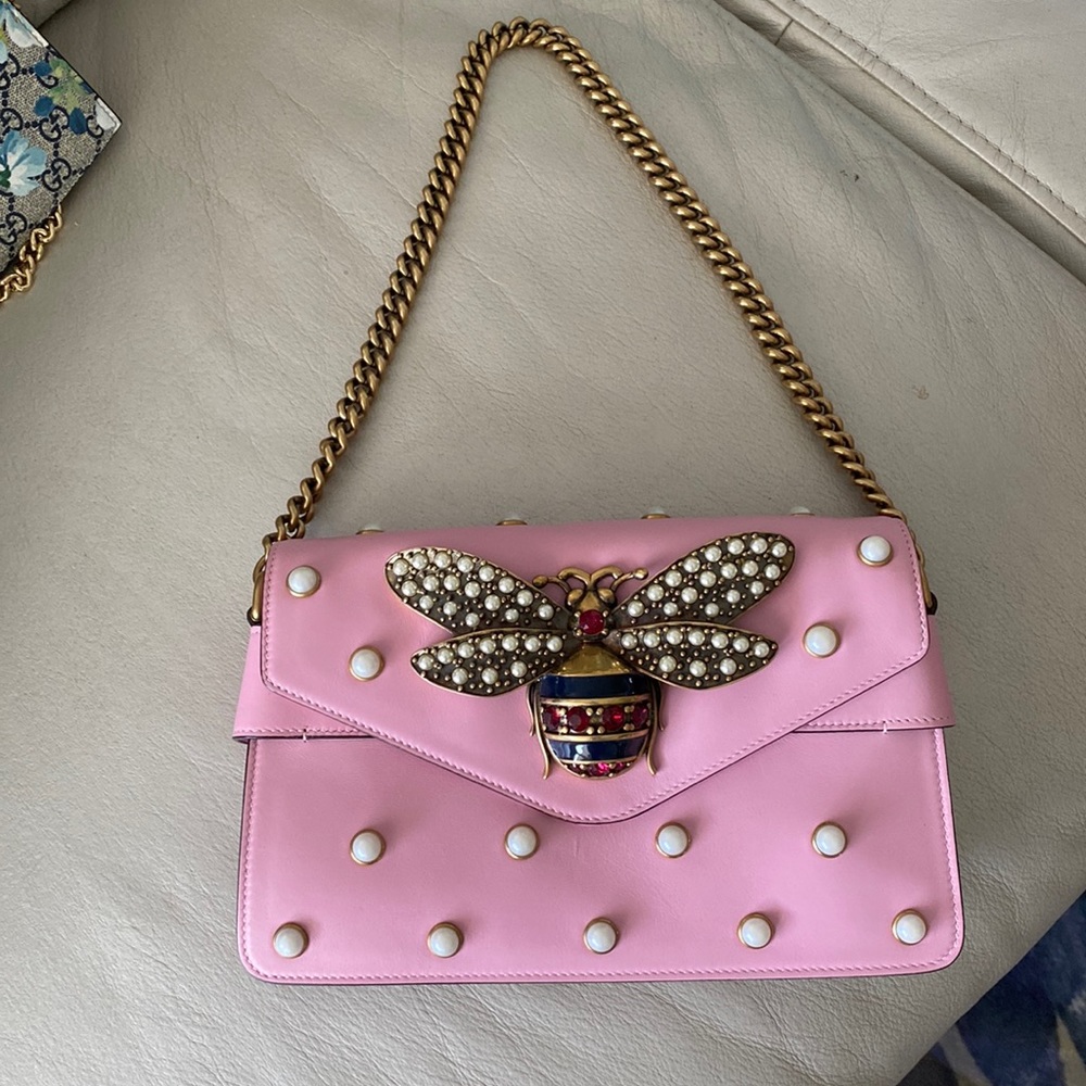 Rare Authentic Gucci bumblebee shoulder bag
Price to Sell!